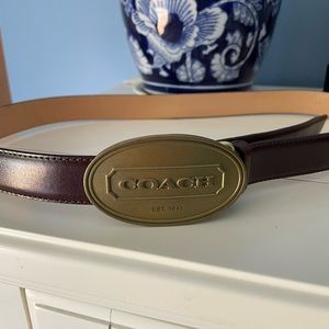 Womens COACH leather belt size Medium